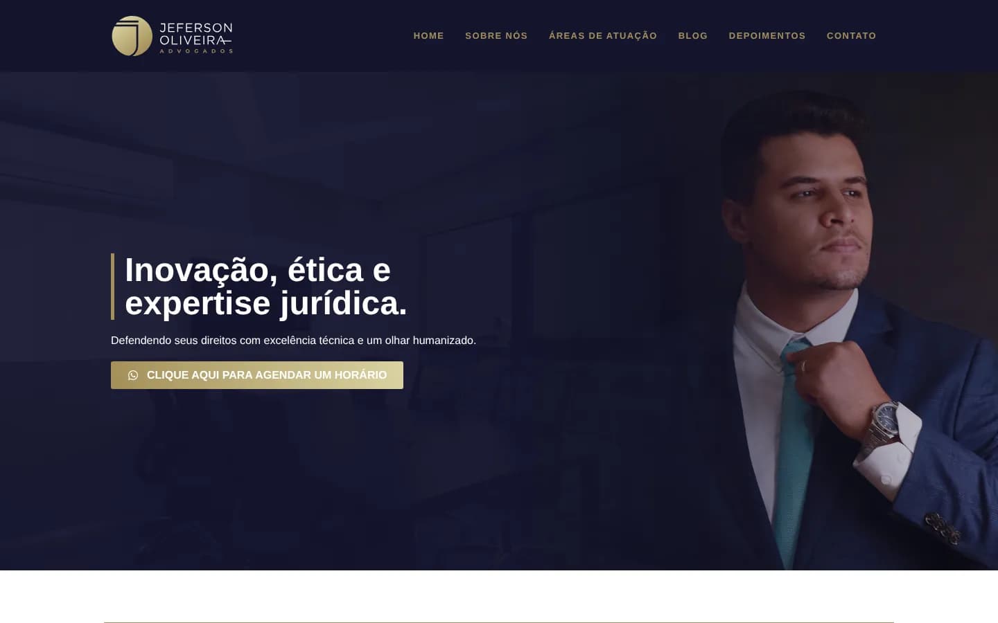 Antes: primeira tela do site antigo, com a marca Jeferson Oliveira em dourado, título Inovação, ética e expertise jurídica e foto do sócio